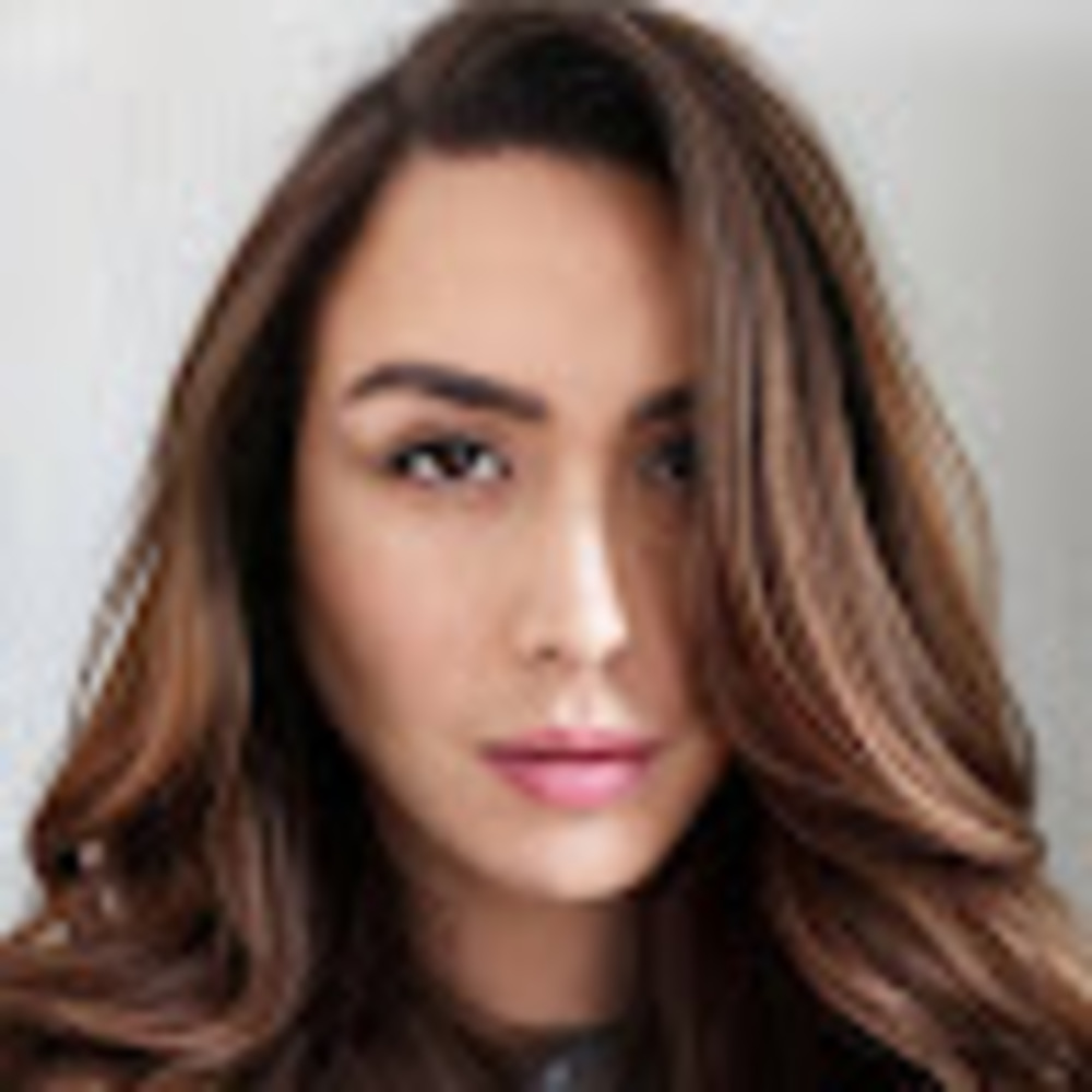 Meet your Posher, Phoenix